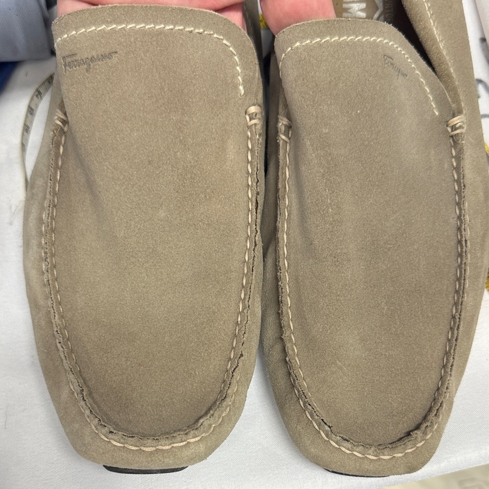 Salvatore Ferragamo Beige Suede Driving Moccasins/Loafers